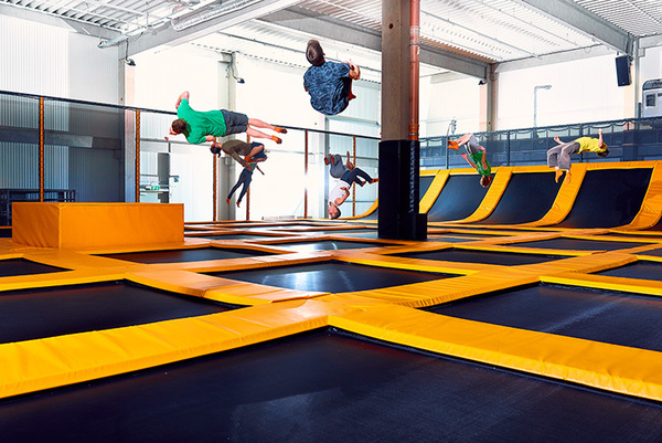 Trampolin Park Intro